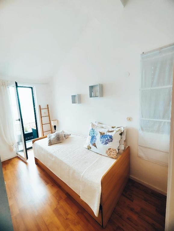 Apartments Casa Al Vento ดอนยา กลาดา ภายนอก รูปภาพ